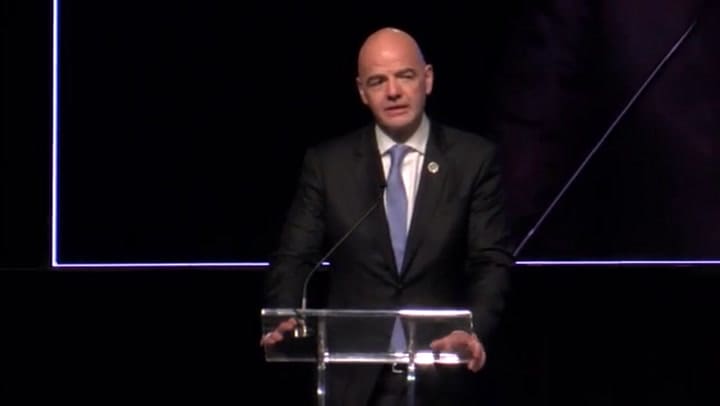 En la apertura del congreso de la Conmebol Infantino pidió no repetir errores del pasado - Fuente: T
