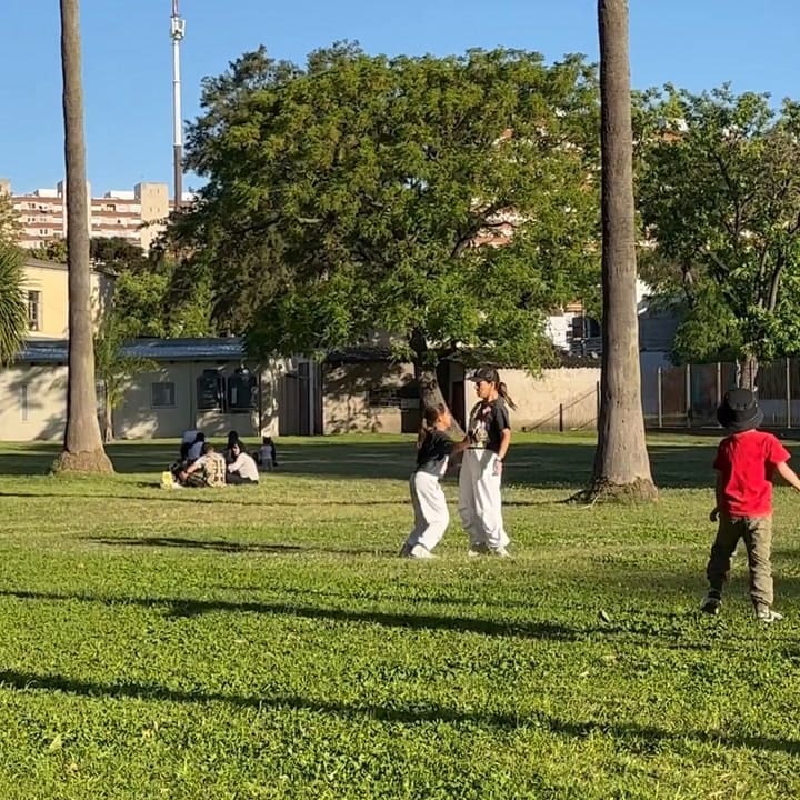 Adamari Juega Con Alaia