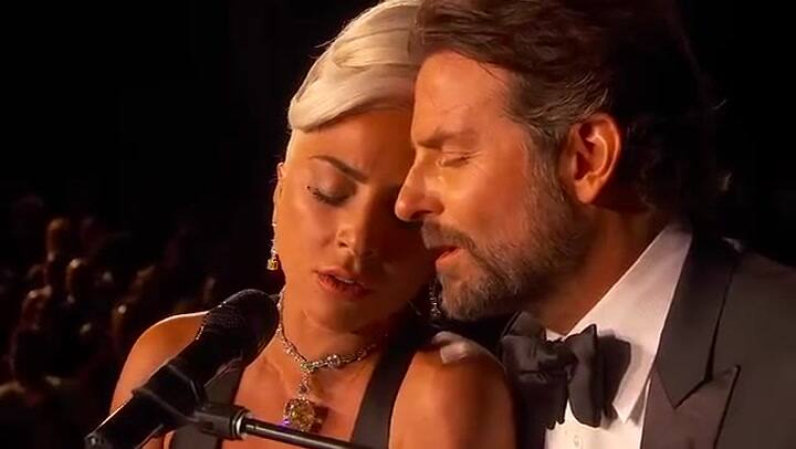 Lady Gaga, Bradley Cooper y su performance de "Shallow" en los Oscar