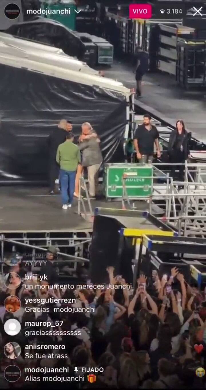 El tierno abrazo de Taylor Swift con su papá