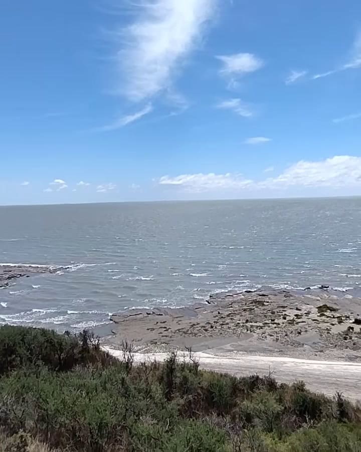 Así es Los Pocitos, el pueblo con playa de arena blanca y agua turquesa