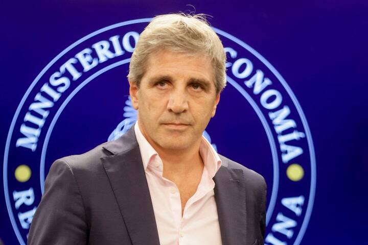 Luis Caputo Se Ha Reflotado El Acuerdo Anterior Con El Fmi Que Estaba Caído