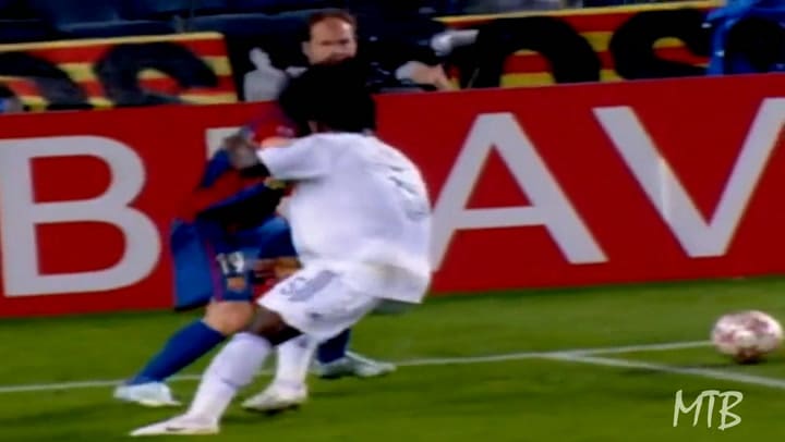 El joven Lionel Messi vs. grandes jugadores - Fuente: Youtube