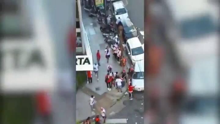 Incidentes y descontrol en las inmediaciones al estadio de River - Fuente: Twitter