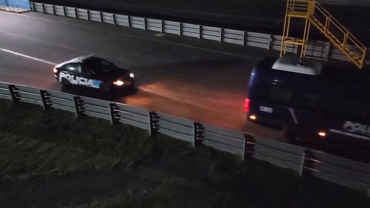 Megaoperativo en Rosario y Villa Gobernador Gálvez: 110 allanamientos, 33 detenidos y dos barras bravas entre los acusados