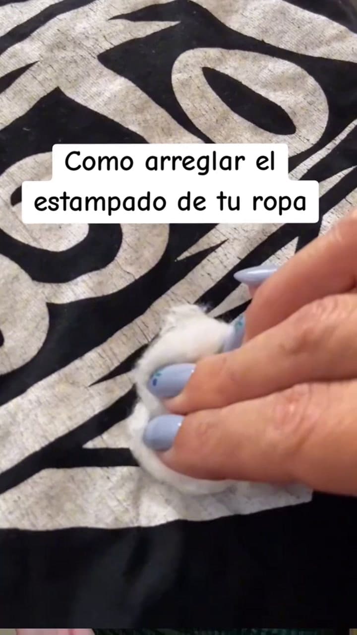 El truco para recuperar el estampado de una remera o buzo
