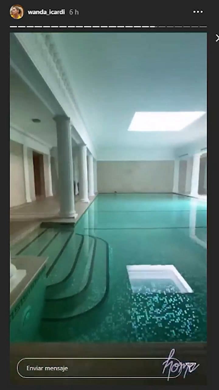 La descomunal pileta cubierta que tienen Wanda e Icardi en su casa en París - Fuente: Instagram