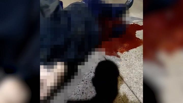 El menor baleado y detenido tras intentar matar a un policía en un destacamento