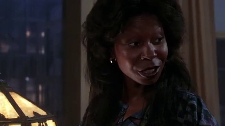 Llantos a granel en la famosa escena del beso en Ghost - Fuente: Youtube