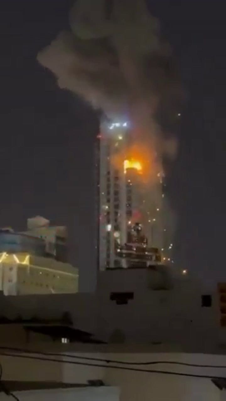 Bombardeos iraníes alcanzan edificios residenciales de la capital del Baréin