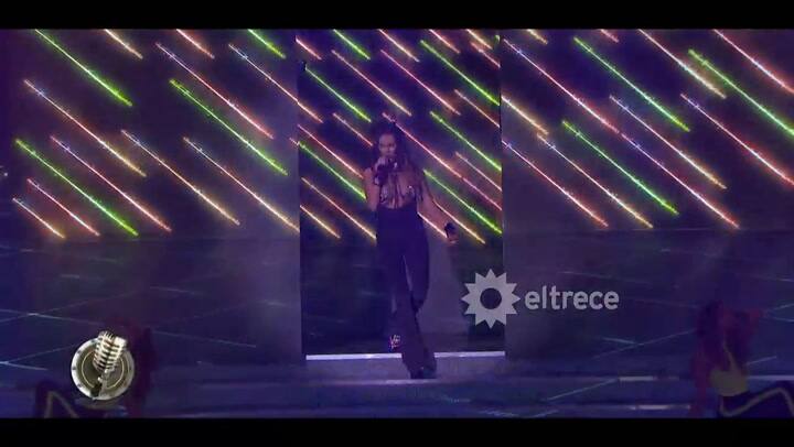 Karina Jelinek y Manu Victoria interpretaron 'Una na' de Lali Espósito - Fuente: eltrece