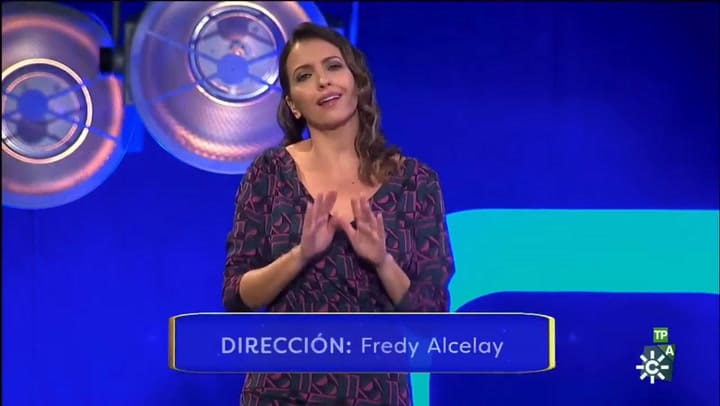 Una conductora de TV española se negó a decir 'todes' al aire