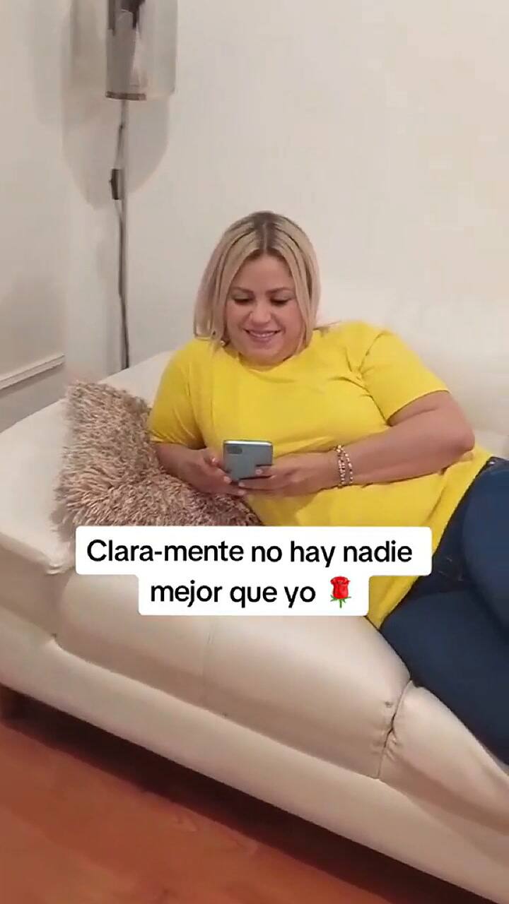 Ella es la mujer que utilizó la IA para parecerse a Shakira y lo logró