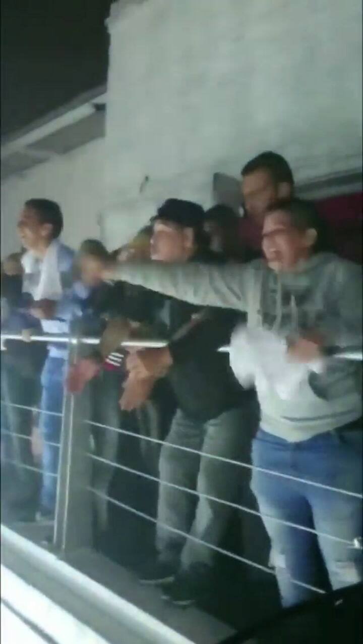 Diego Maradona estuvo en un recital de Pablo Lescano - Fuente: YouTube