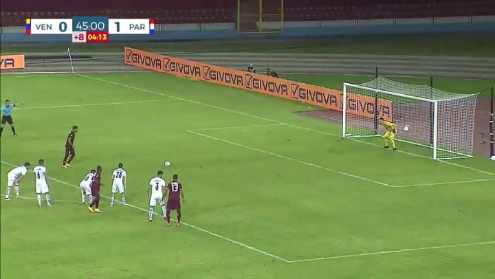 Venezuela-Paraguay: la atajada de Antony Silva