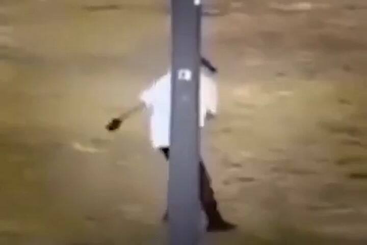 Australia: un hombre murió mientras lanzaba ladrillos a los terroristas