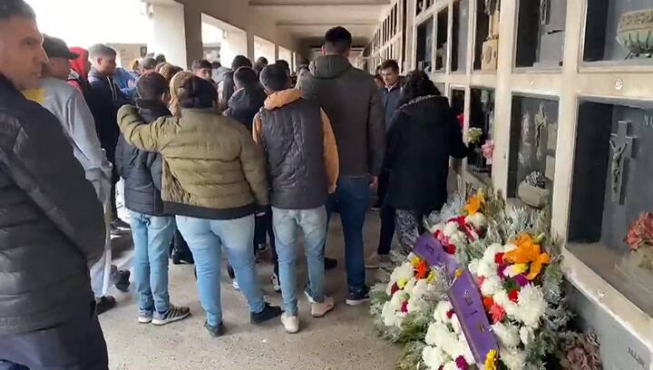 Una chica de 15 años fue acribillada por sicarios