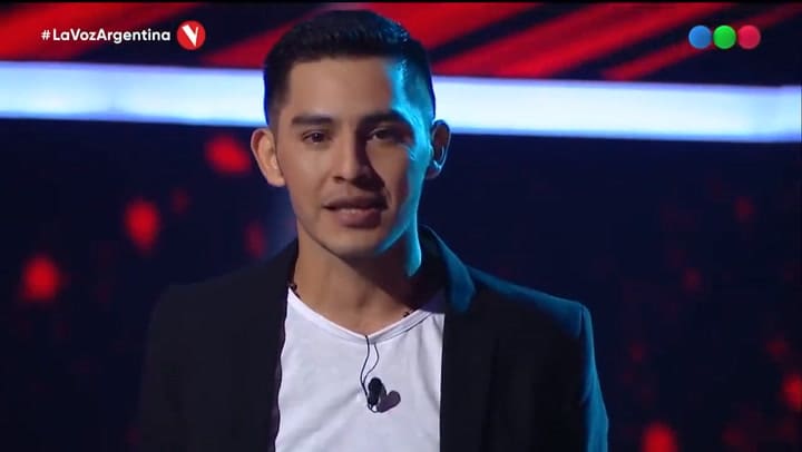 Soledad Pastorutti y Pablo Araujo cantan 'Entre a mi pago sin golpear' - Fuente: Telefe