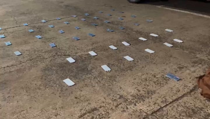 Misiones mujer celulares