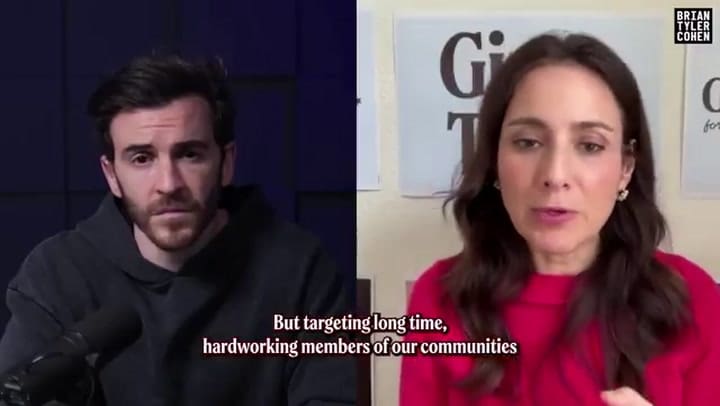 Gina Hinojosa apuntó contra el gobernador Greg Abbott