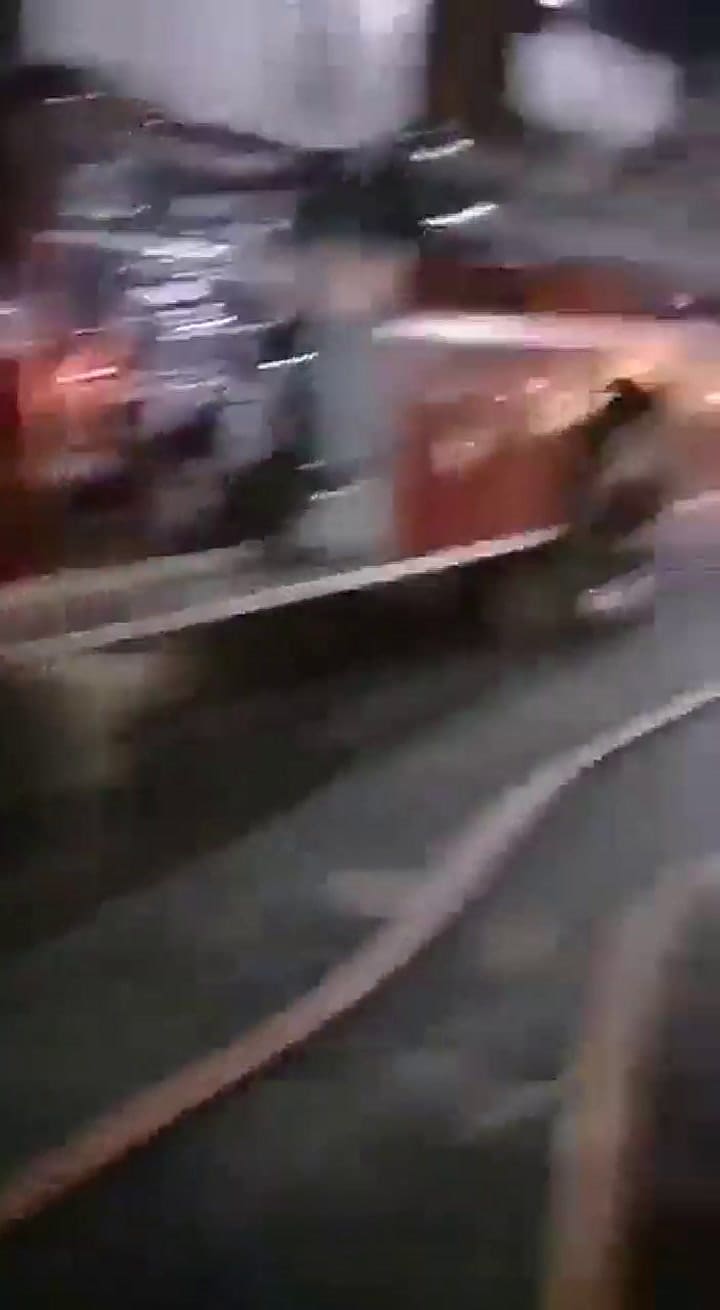 Incendio en un edificio en Puerto Madero - Crédito: @rominawinner