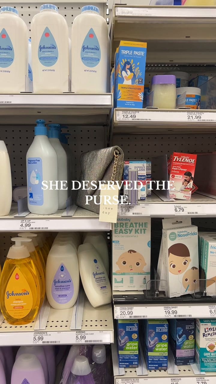 Viral de TikTok: "Ella merecía la cartera"