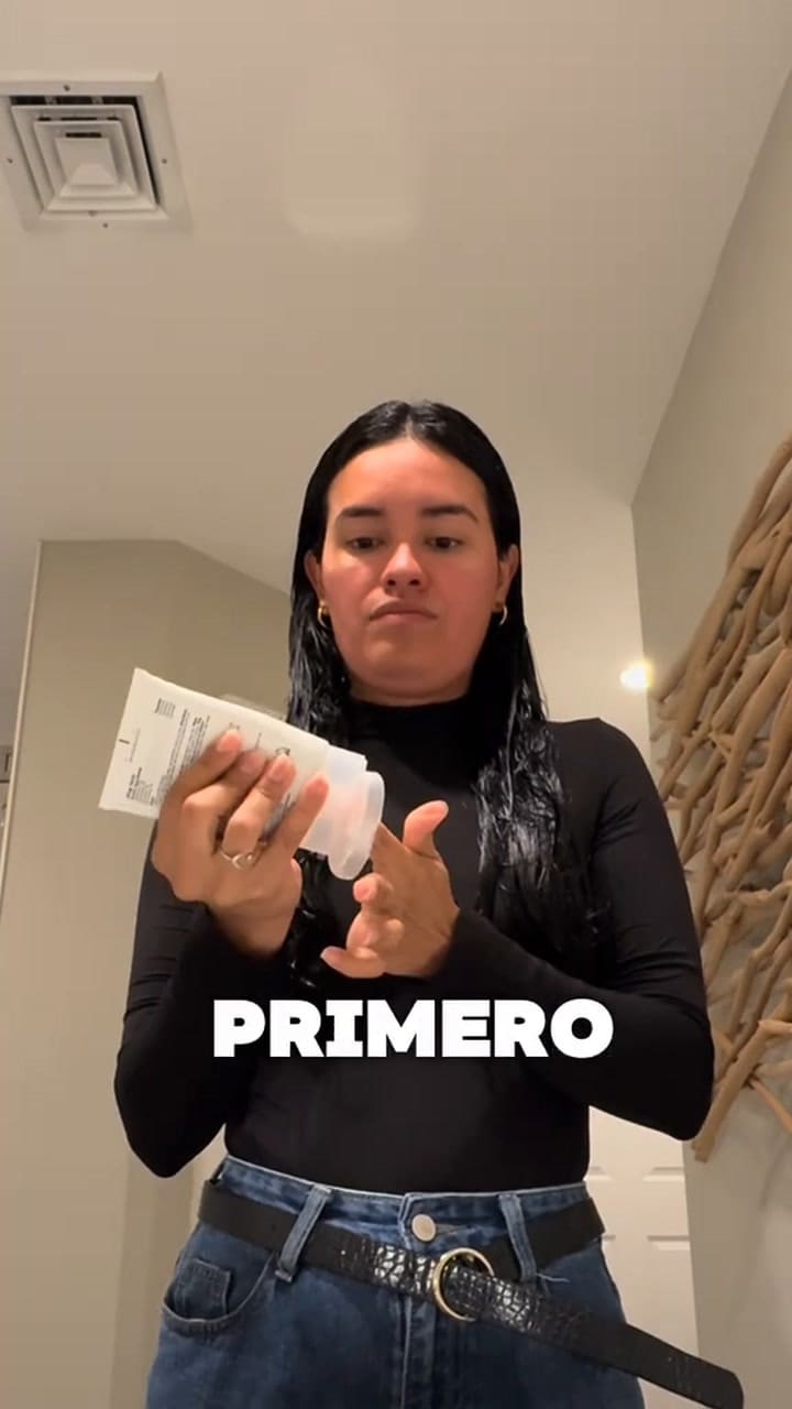 Latina en EE.UU. revela cuánto tarda cambiar de estatus a estudiante