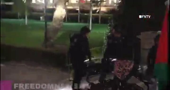Así comenzó el desalojo policial en Columbia