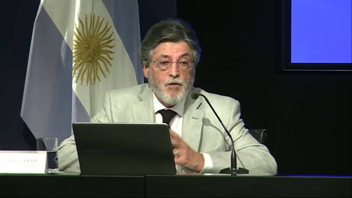 Conferencia de prensa de Nicolás Dujovne y Alberto Abad