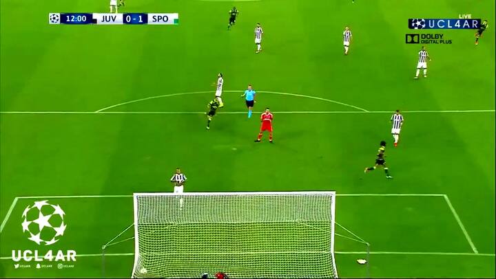Gol para Sporting de Alex Sandro en contra