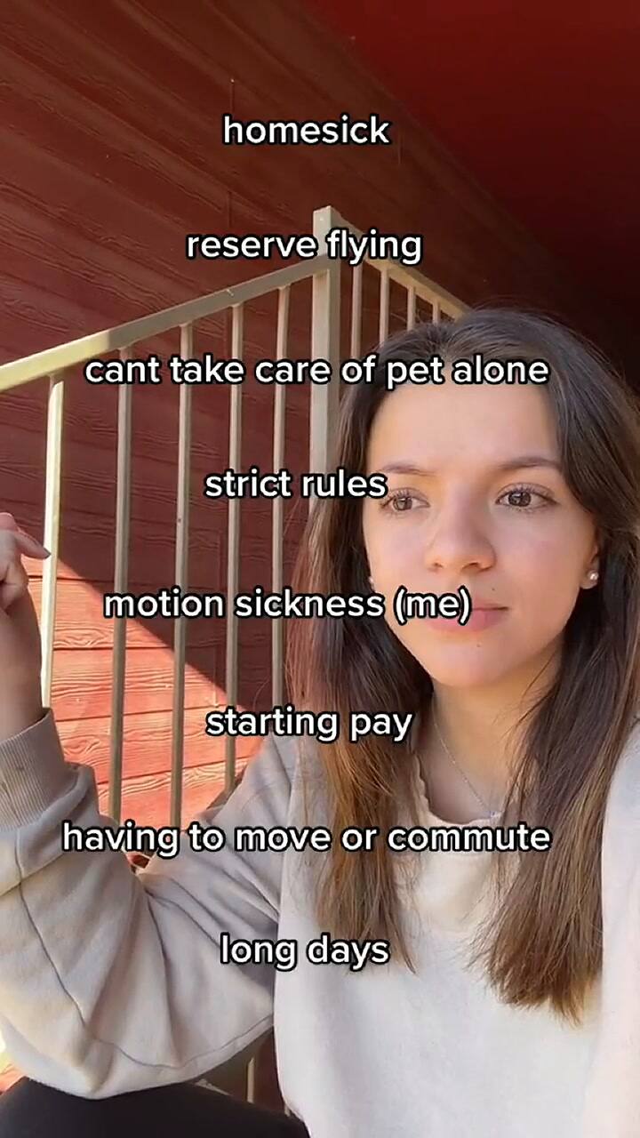 Una sobrecargo cuenta los contras de trabajar en la aviación