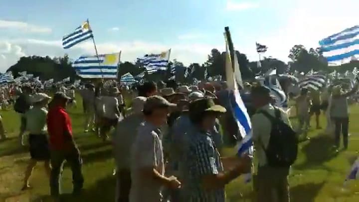 Miles de uruguayos se dieron cita en Durazno para hacerle sentir su reclamo al gobierno