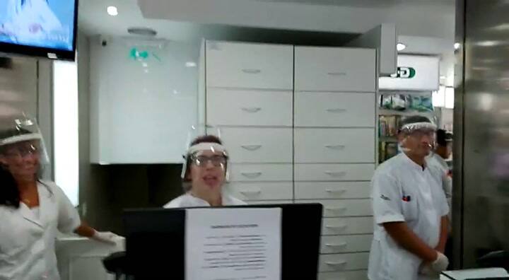 Empresas del sector están fabricando máscaras para evitar contagios