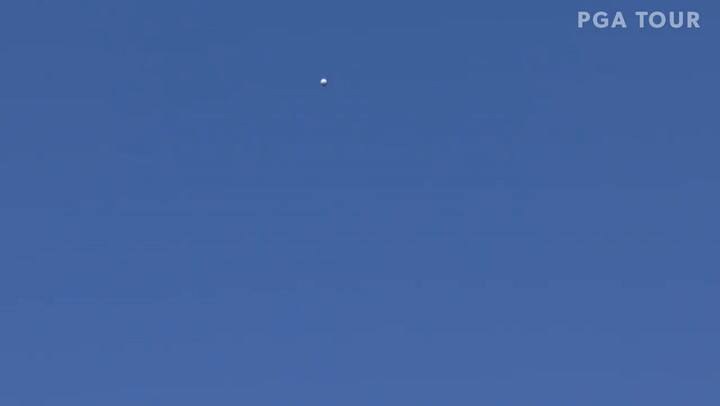 El momento del hoyo en uno