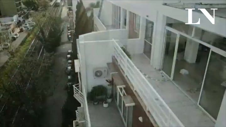 El edificio del que cayó Esperón a su muerte - Crédito: Fabián Marelli