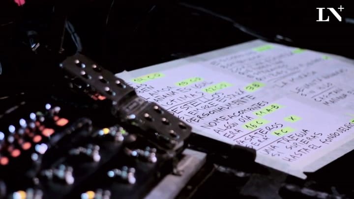 La banda en los camarines