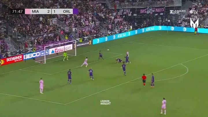 Volea de derecha de Lionel Messi para clavar el 3 a 1 de Inter Miami vs. Orlando City.- Fuente: TyC
