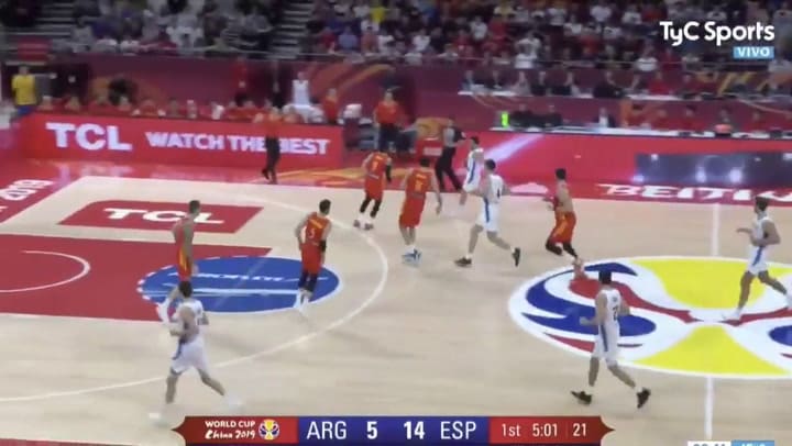 ¡TRIPLE DE BRUSSINO PARA METER A ARGENTINA EN PARTIDO! - Fuente: twitter