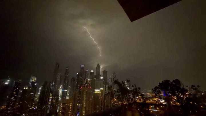 Fuertes tormentas cayeron sobre Dubai