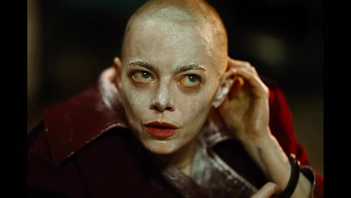 BUGONIA Tráiler Oficial (Universal Pictures) - HD