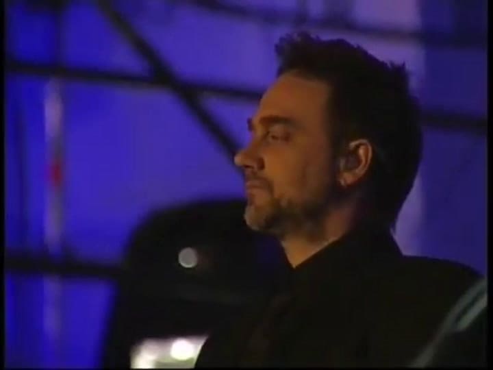 Los Fabulosos Cadillacs, 'Manuel Santillán, El León' - Fuente: Youtube