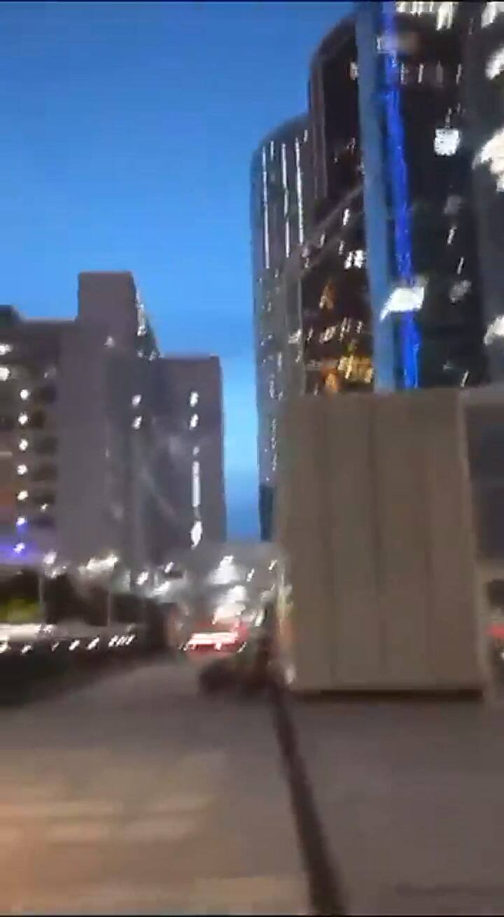 El momento del ataque al centro financiero de Moscú