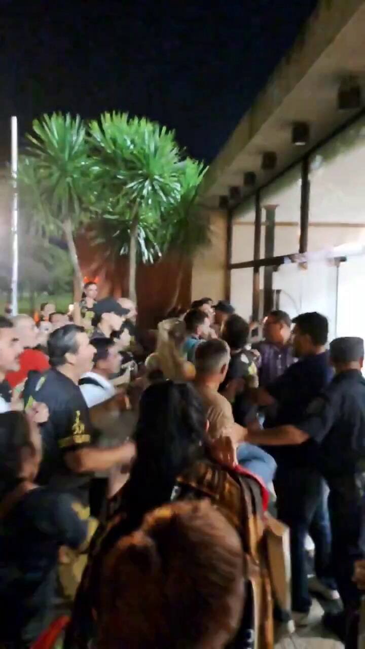 No todo fue fiesta en el carnaval de Gualeguaychú: hubo un cruce escandaloso entre las comparsas en la votación de cuál era la campeona