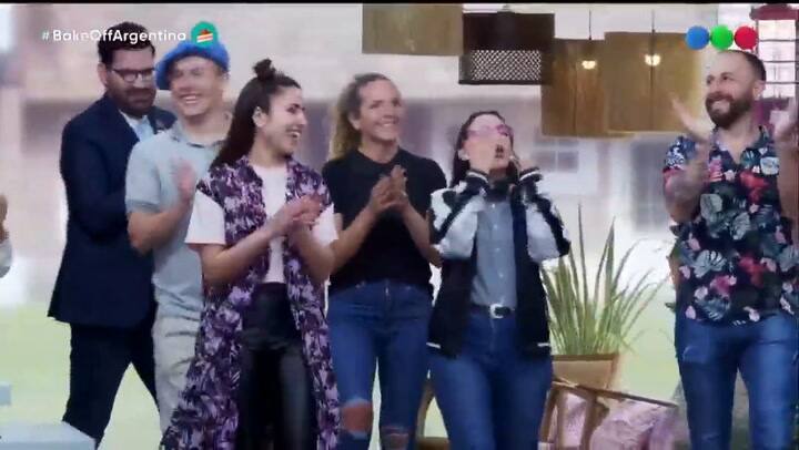 Algunos exparticipantes de Bake Off Argentina (Telefe) le dieron una mano a sus compañeros