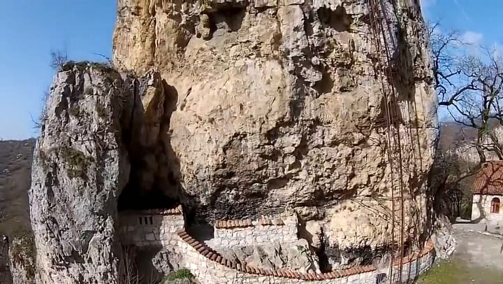 El pilar Katskhi, uno de los lugares más asombrosos de Georgia