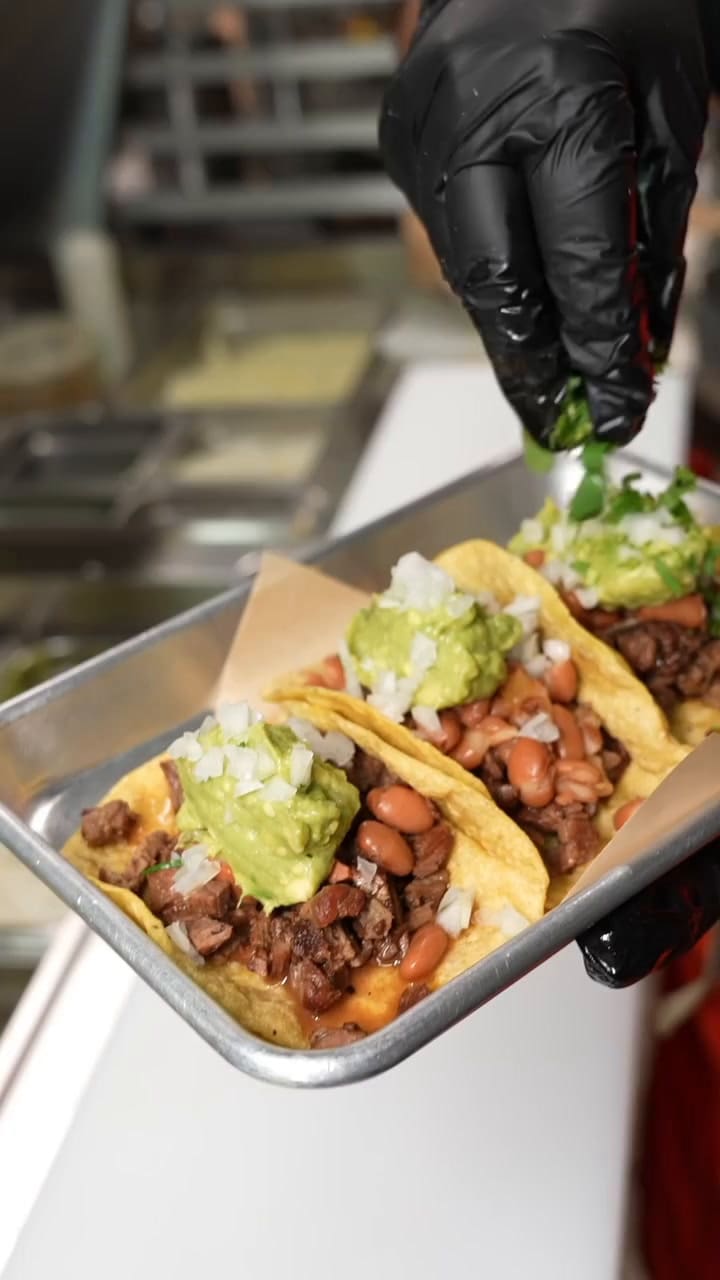 Ana Liz Taqueria se destaca por preparar sus platillos de forma casera (Facebook: Ana Liz Taquería)