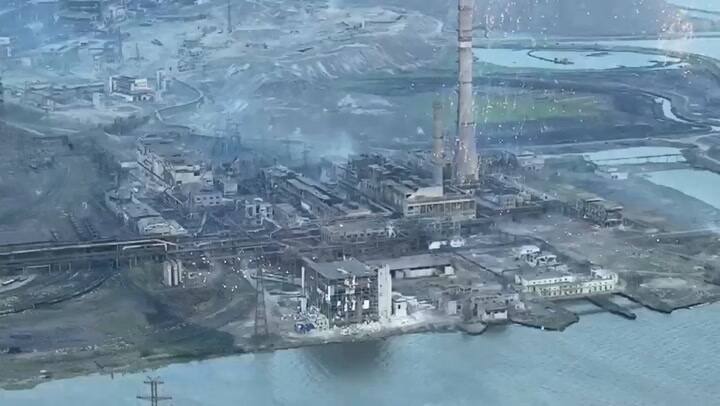 El bombardeo a Azovstal