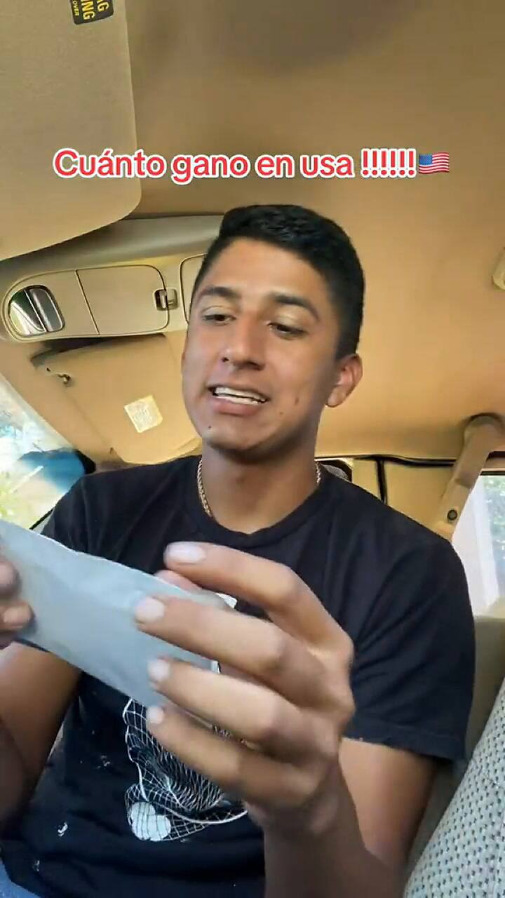 Un hombre mexicano mostró cuánto gana como plomero en EE.UU.