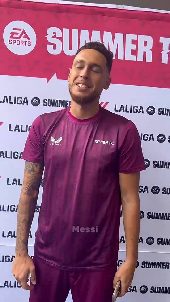 Le preguntaron a Papu Gómez por el contacto más famoso en su celular y causó polémica