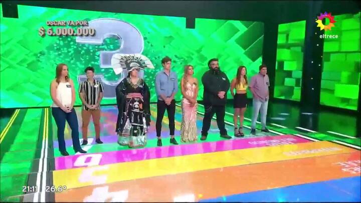 Una participante de Los 8 escalones sorprendió a todos con el outfit que usó